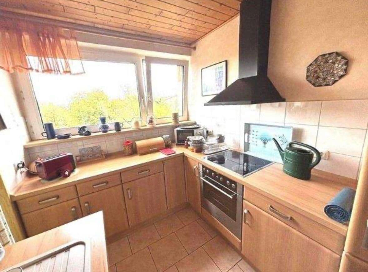 Pronájem bytu 4+1 88 m², Tegeler Plate 15, Bremen, Bremen Pronájem bytu 4+1 88 m², Tegeler Plate 15, Bremen, Bremen