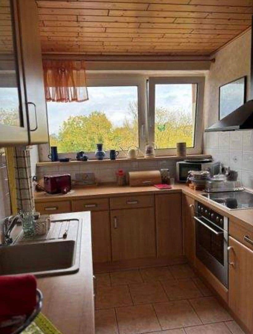 Pronájem bytu 4+1 88 m², Tegeler Plate 15, Bremen, Bremen Pronájem bytu 4+1 88 m², Tegeler Plate 15, Bremen, Bremen