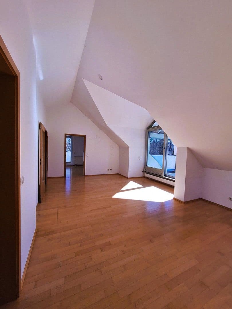 Prodej bytu 3+1 85 m², Erlbachstraße 9b, München, Bavorsko Prodej bytu 3+1 85 m², Erlbachstraße 9b, München, Bavorsko