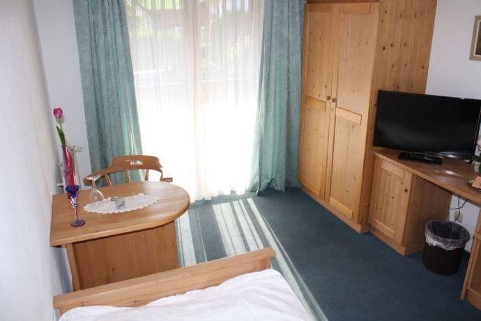 Prodej nebytového prostoru 2.115 m², Altdorf, Bavorsko Prodej nebytového prostoru 2.115 m², Altdorf, Bavorsko