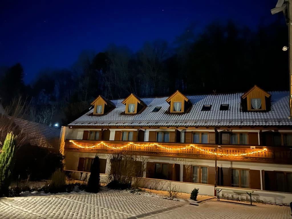 Prodej nebytového prostoru 2.115 m², Altdorf, Bavorsko Prodej nebytového prostoru 2.115 m², Altdorf, Bavorsko