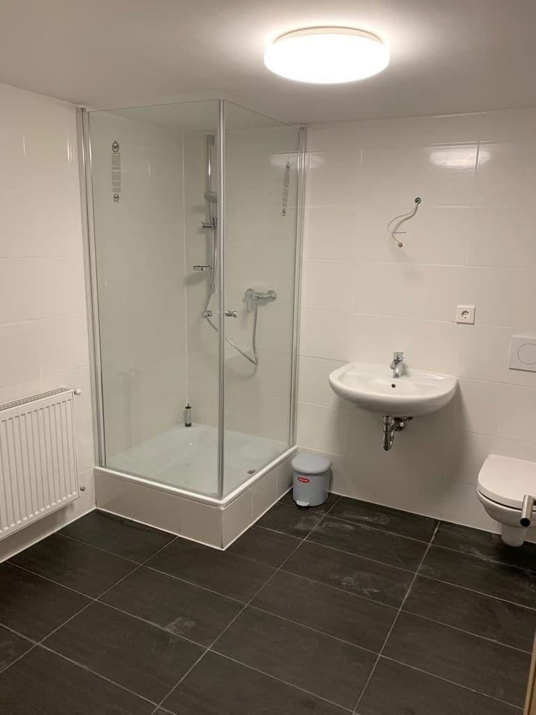 Prodej nebytového prostoru 2.115 m², Altdorf, Bavorsko Prodej nebytového prostoru 2.115 m², Altdorf, Bavorsko