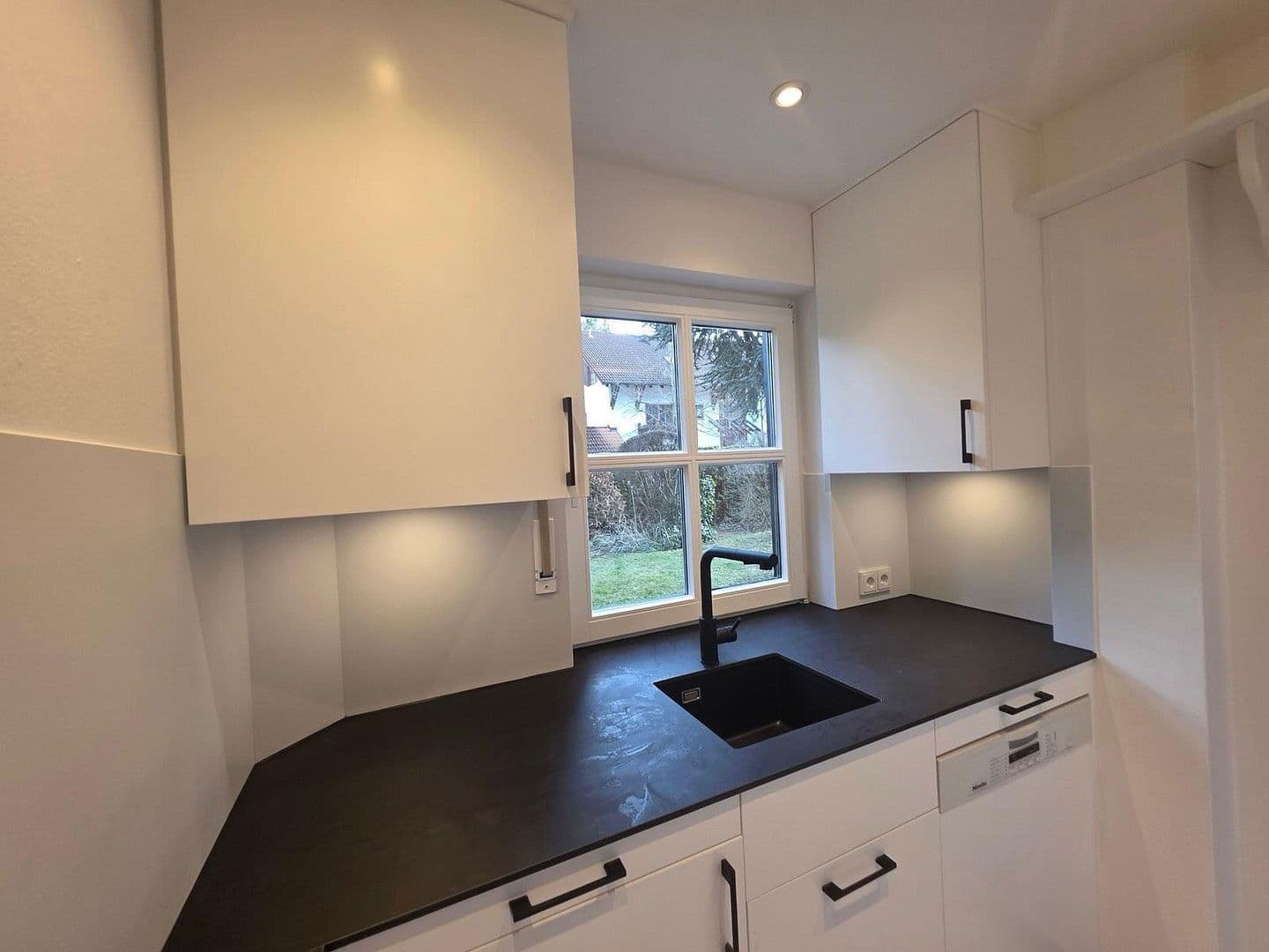 Prodej bytu 2+1 55 m², München, Bavorsko Prodej bytu 2+1 55 m², München, Bavorsko