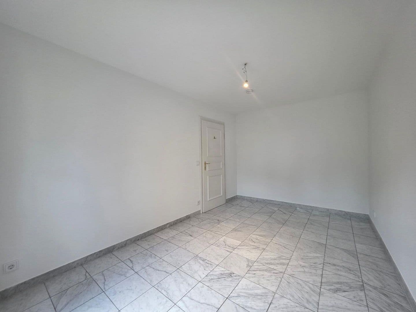 Prodej bytu 2+1 55 m², München, Bavorsko Prodej bytu 2+1 55 m², München, Bavorsko