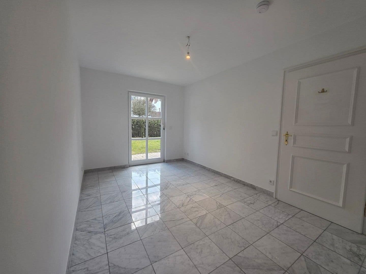 Prodej bytu 2+1 55 m², München, Bavorsko Prodej bytu 2+1 55 m², München, Bavorsko