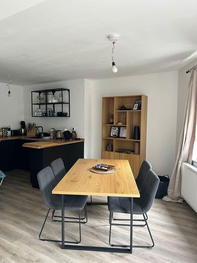 Prodej domu 370 m², pozemek 520 m², Breuberg, Hessen Prodej domu 370 m², pozemek 520 m², Breuberg, Hessen