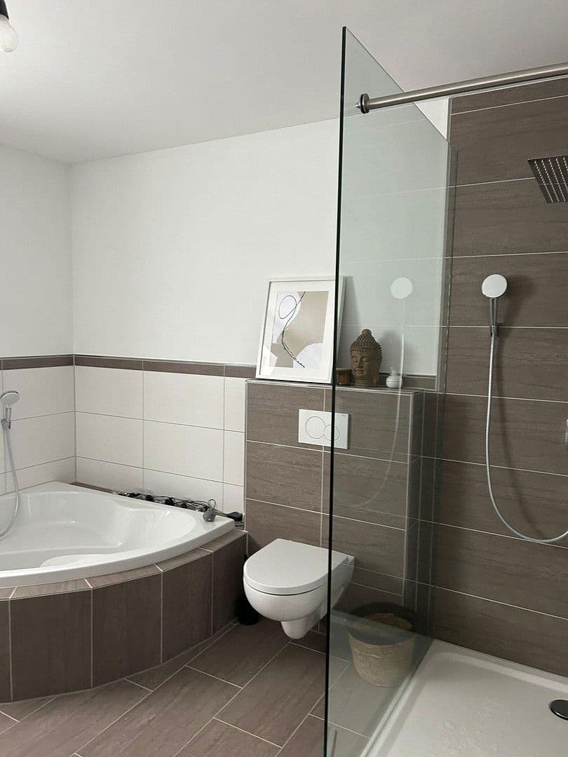 Prodej domu 370 m², pozemek 520 m², Breuberg, Hessen Prodej domu 370 m², pozemek 520 m², Breuberg, Hessen