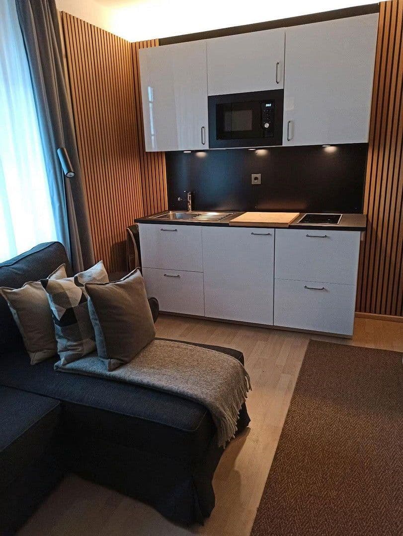 Pronájem bytu 2+1 56 m², Hermannstr 12, Neuss, Severní Porýní-Vestfálsko Pronájem bytu 2+1 56 m², Hermannstr 12, Neuss, Severní Porýní-Vestfálsko