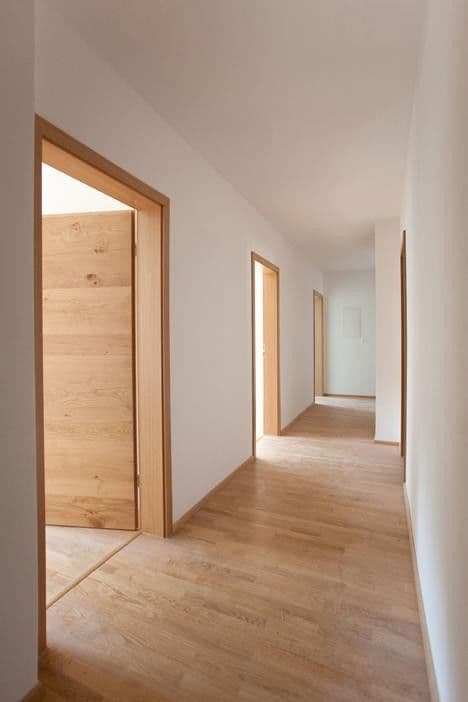 Prodej domu 510 m², pozemek 1.042 m², Neufahrner Straße 33, Rottenburg a. d. Laaber, Bavorsko Prodej domu 510 m², pozemek 1.042 m², Neufahrner Straße 33, Rottenburg a. d. Laaber, Bavorsko