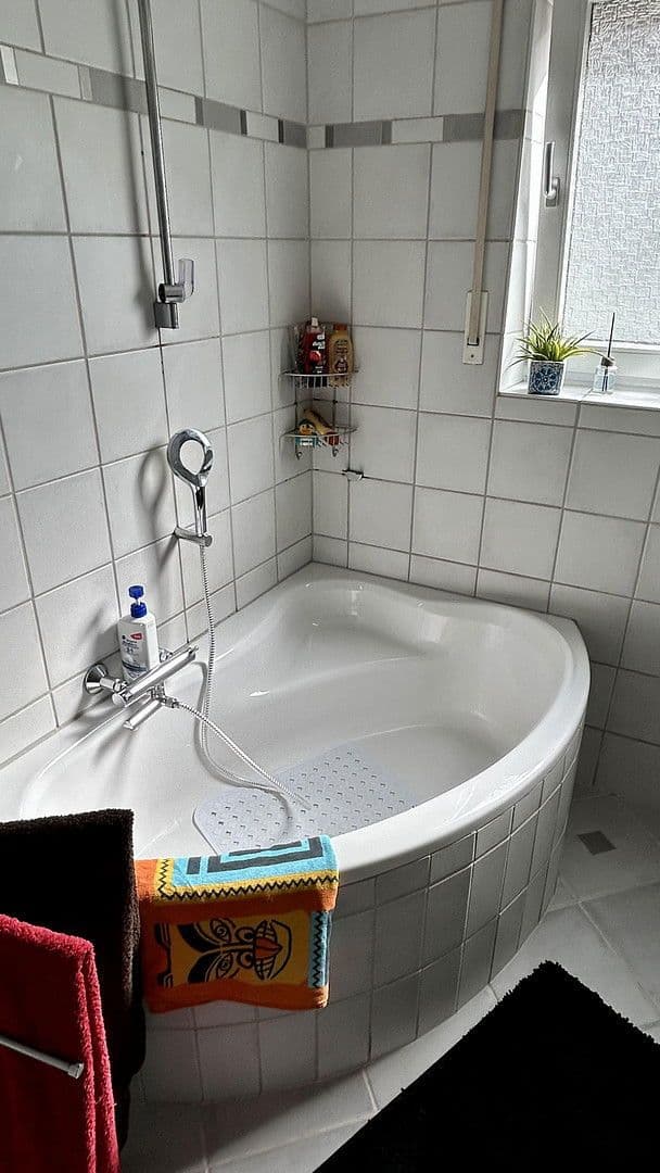 Prodej bytu 3+1 94 m², Saarbrücken, Země Sársko Prodej bytu 3+1 94 m², Saarbrücken, Země Sársko