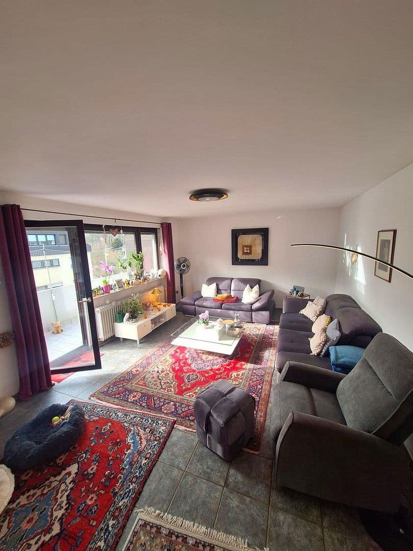 Prodej bytu 3+1 94 m², Saarbrücken, Země Sársko Prodej bytu 3+1 94 m², Saarbrücken, Země Sársko