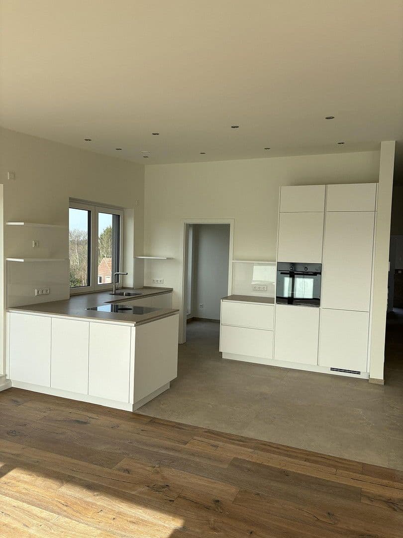 Pronájem bytu 3+1 107 m², Legden, Severní Porýní-Vestfálsko Pronájem bytu 3+1 107 m², Legden, Severní Porýní-Vestfálsko