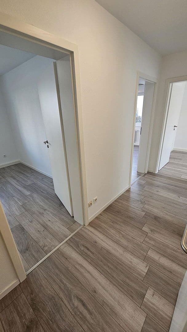 Pronájem bytu 3+1 60 m², Eutighofer Straße 22, Schwäbisch Gmünd, Bádensko-Württembersko Pronájem bytu 3+1 60 m², Eutighofer Straße 22, Schwäbisch Gmünd, Bádensko-Württembersko