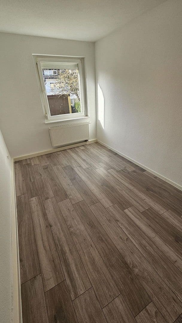 Pronájem bytu 3+1 60 m², Eutighofer Straße 22, Schwäbisch Gmünd, Bádensko-Württembersko Pronájem bytu 3+1 60 m², Eutighofer Straße 22, Schwäbisch Gmünd, Bádensko-Württembersko