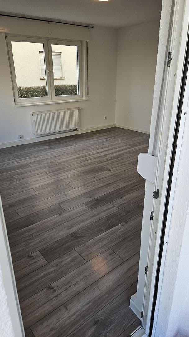Pronájem bytu 3+1 60 m², Eutighofer Straße 22, Schwäbisch Gmünd, Bádensko-Württembersko Pronájem bytu 3+1 60 m², Eutighofer Straße 22, Schwäbisch Gmünd, Bádensko-Württembersko