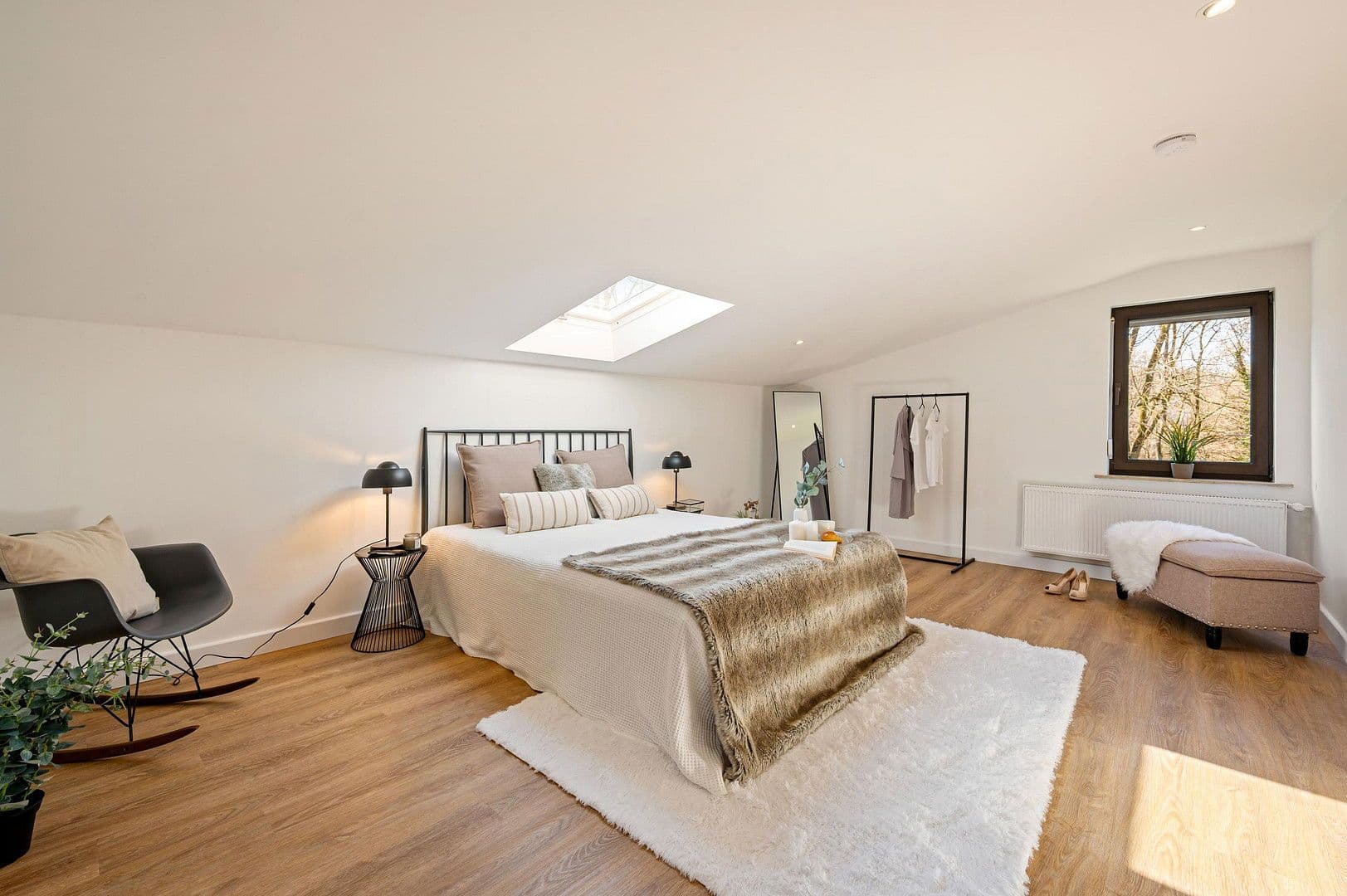 Prodej domu 120 m², pozemek 600 m², Offenbach, Hessen Prodej domu 120 m², pozemek 600 m², Offenbach, Hessen