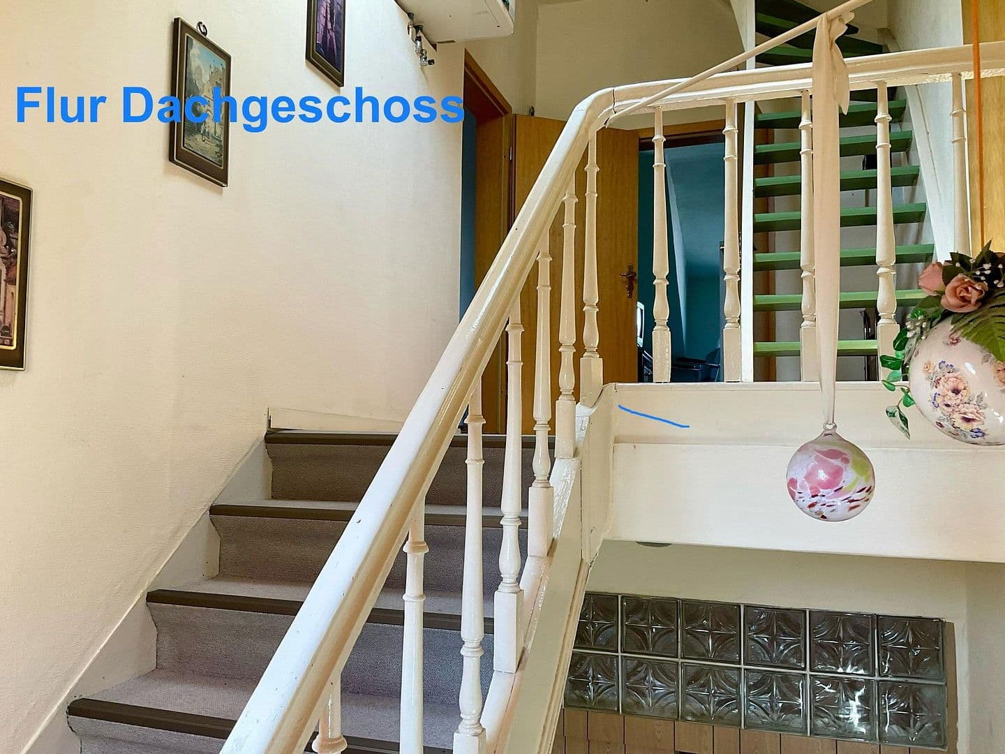 Prodej domu 286 m², pozemek 208 m², Winkelstr. 22, Duisburg, Severní Porýní-Vestfálsko Prodej domu 286 m², pozemek 208 m², Winkelstr. 22, Duisburg, Severní Porýní-Vestfálsko