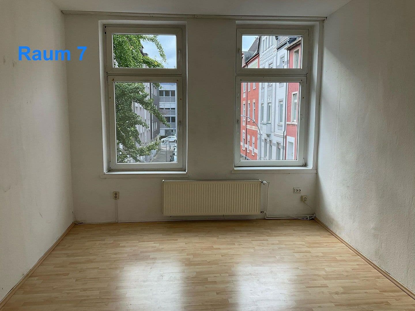 Prodej domu 286 m², pozemek 208 m², Winkelstr. 22, Duisburg, Severní Porýní-Vestfálsko Prodej domu 286 m², pozemek 208 m², Winkelstr. 22, Duisburg, Severní Porýní-Vestfálsko