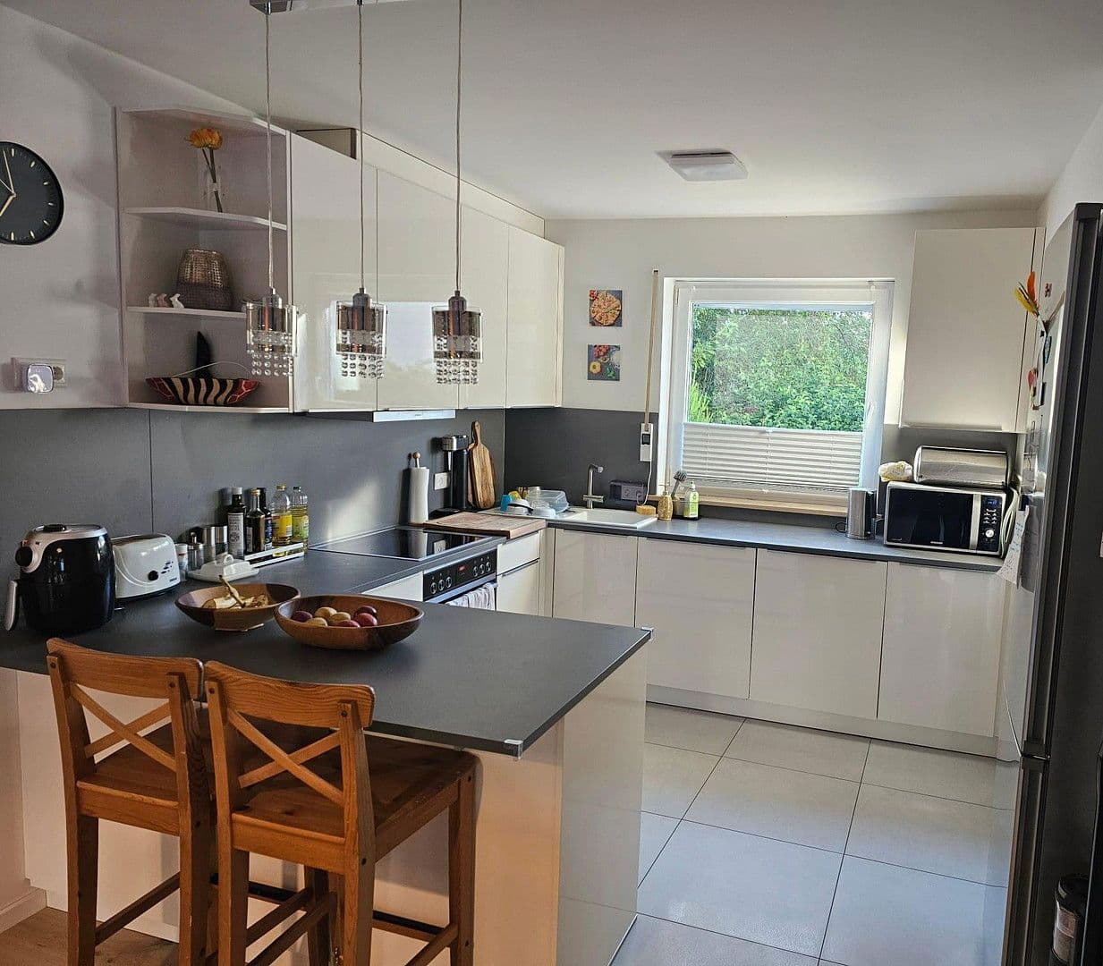 Pronájem domu 144 m², pozemek 200 m², Emmering, Bavorsko Pronájem domu 144 m², pozemek 200 m², Emmering, Bavorsko