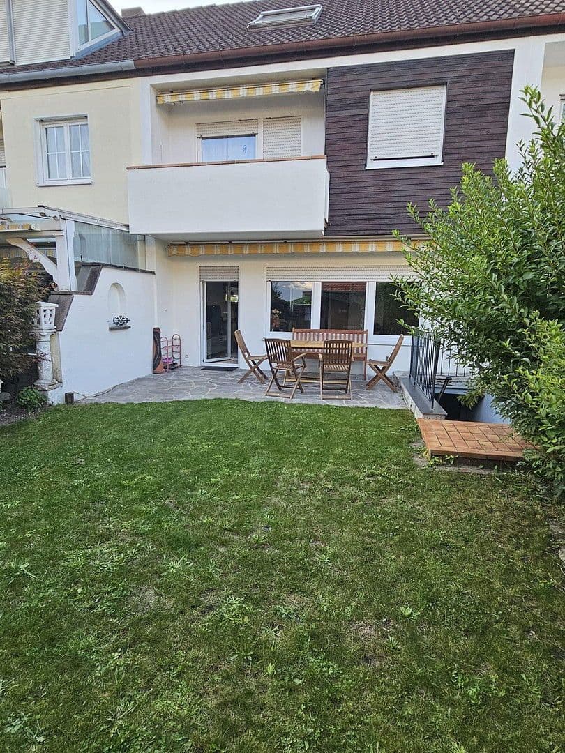 Pronájem domu 144 m², pozemek 200 m², Emmering, Bavorsko Pronájem domu 144 m², pozemek 200 m², Emmering, Bavorsko