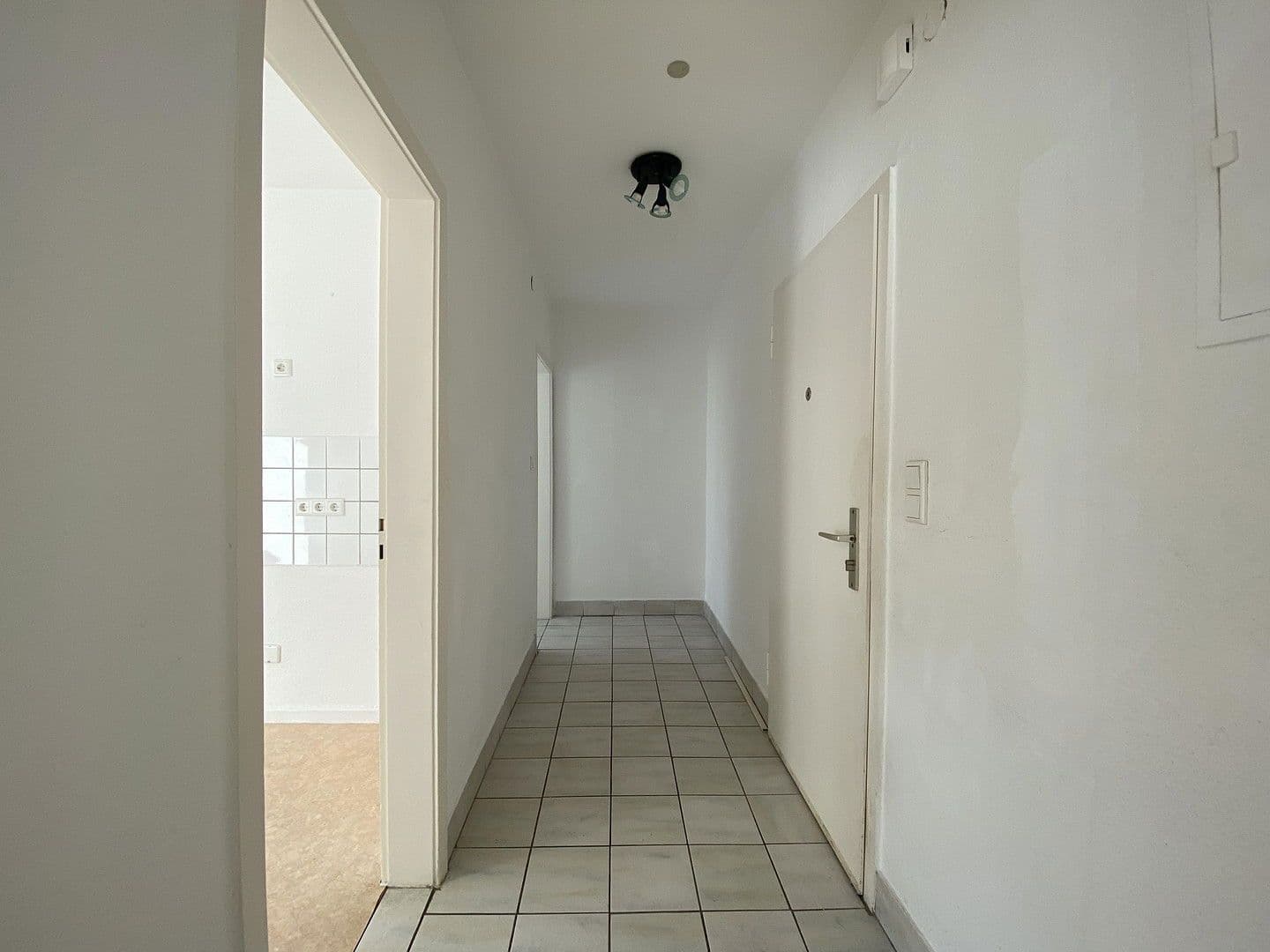 Pronájem bytu 1+1 43 m², Wuppertal, Severní Porýní-Vestfálsko Pronájem bytu 1+1 43 m², Wuppertal, Severní Porýní-Vestfálsko