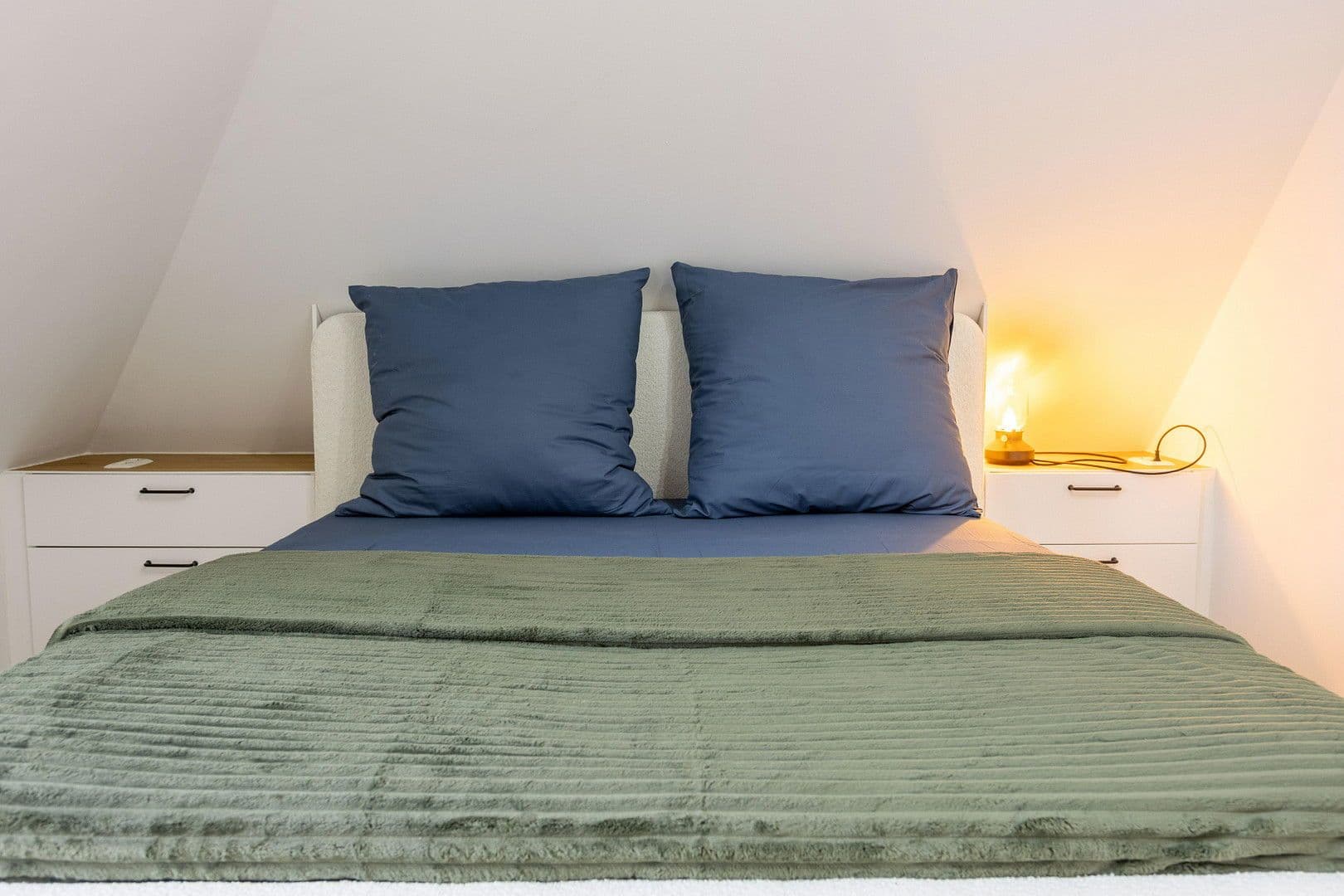 Pronájem bytu 2+1 55 m², Einödshofer Weg, Berlin, Berlín Pronájem bytu 2+1 55 m², Einödshofer Weg, Berlin, Berlín