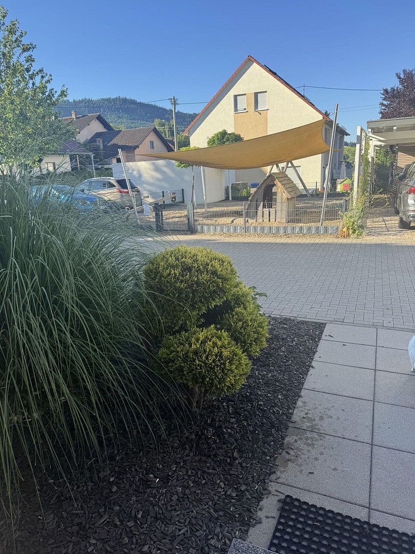 Prodej domu 136 m², pozemek 208 m², Baden Baden, Bádensko-Württembersko Prodej domu 136 m², pozemek 208 m², Baden Baden, Bádensko-Württembersko