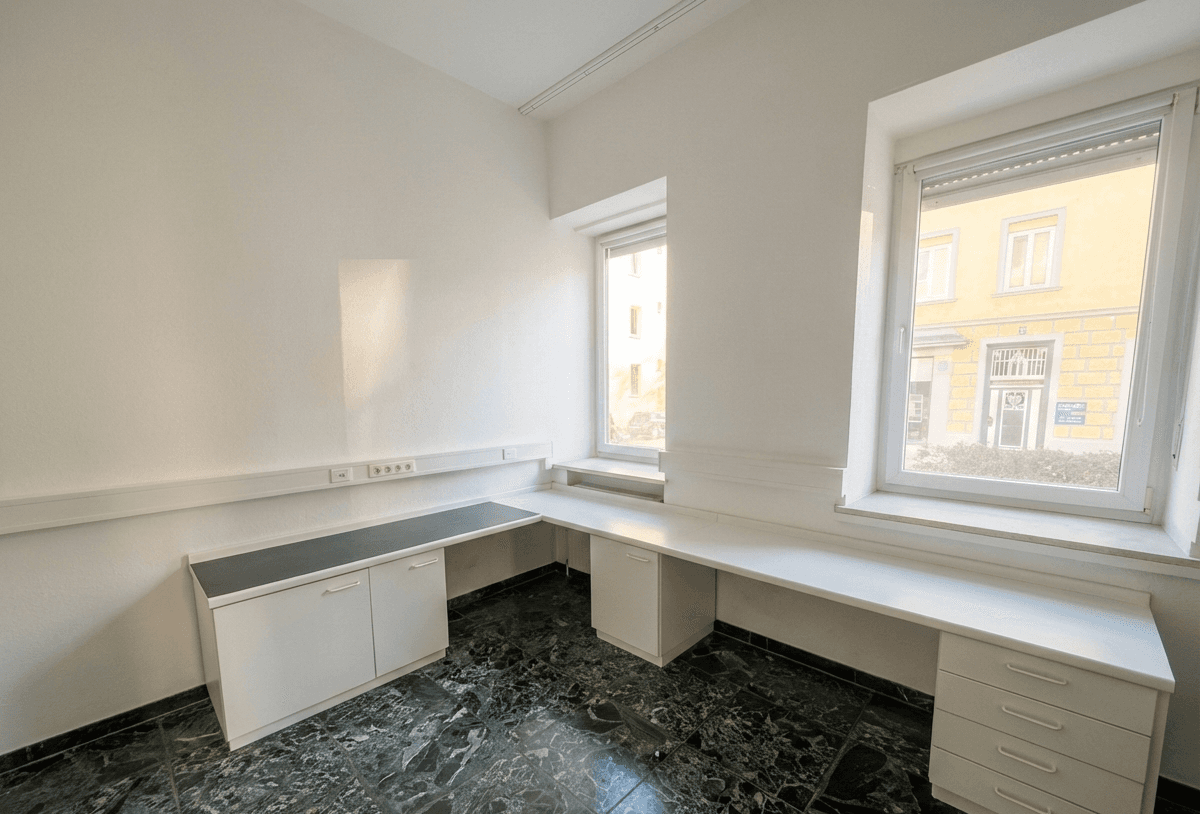 Prodej kanceláře 187 m², Kempten (Allgäu), Bavorsko Prodej kanceláře 187 m², Kempten (Allgäu), Bavorsko