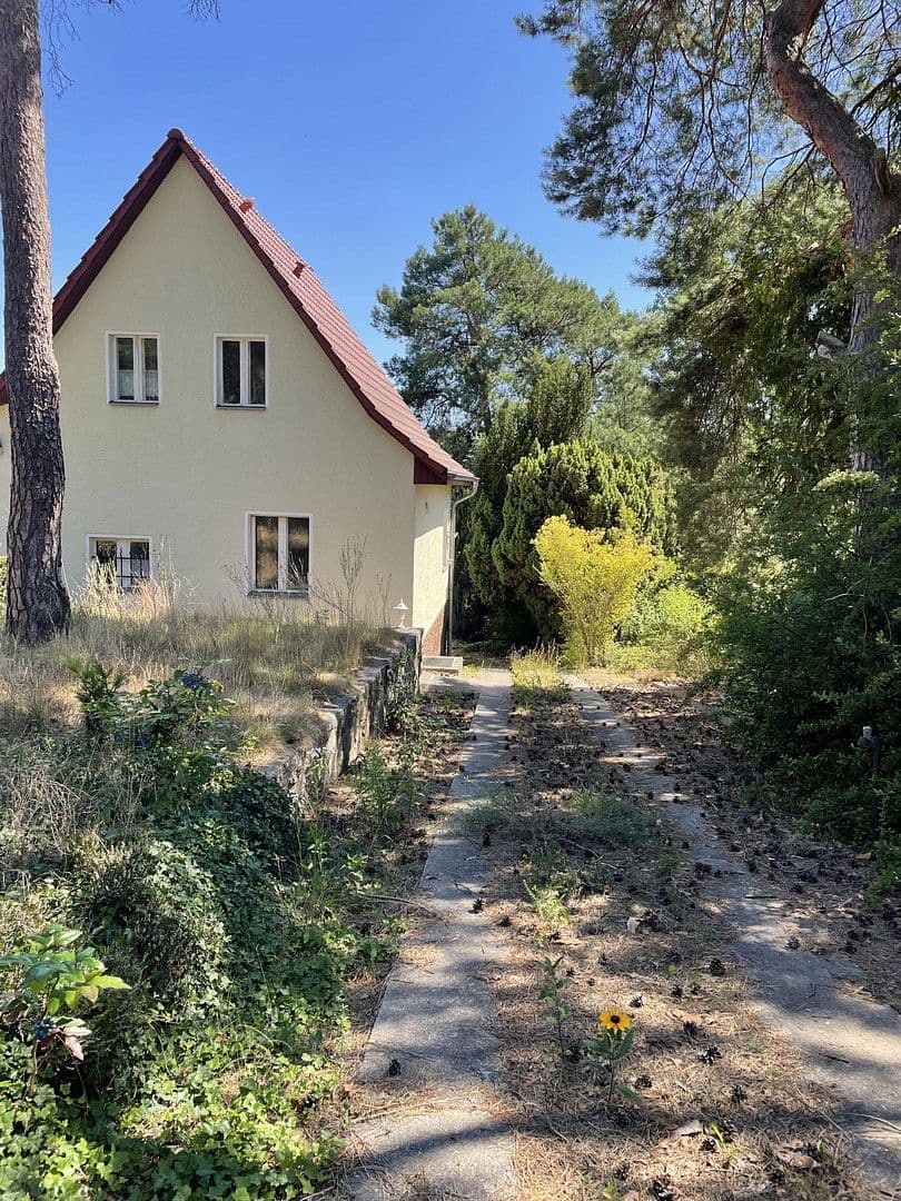 Prodej domu 85 m², pozemek 989 m², Rahnsdorf, Berlín Prodej domu 85 m², pozemek 989 m², Rahnsdorf, Berlín