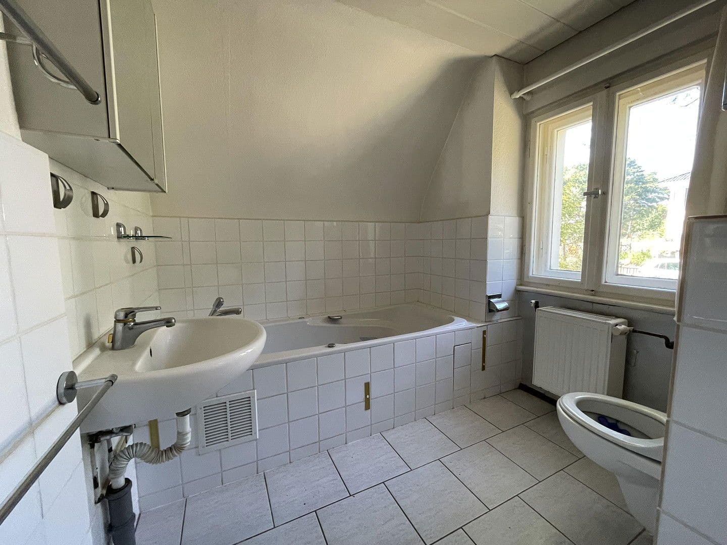 Prodej domu 85 m², pozemek 989 m², Rahnsdorf, Berlín Prodej domu 85 m², pozemek 989 m², Rahnsdorf, Berlín