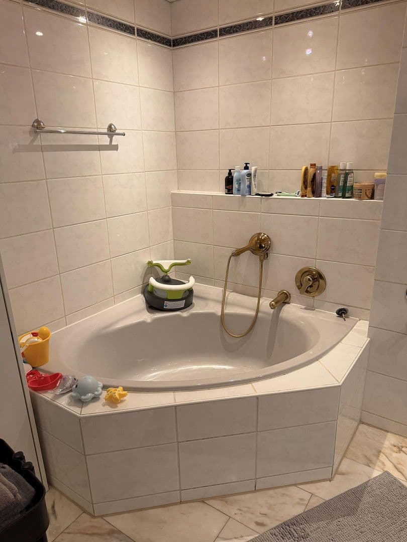 Prodej domu 156 m², pozemek 404 m², Oftersheim, Bádensko-Württembersko Prodej domu 156 m², pozemek 404 m², Oftersheim, Bádensko-Württembersko