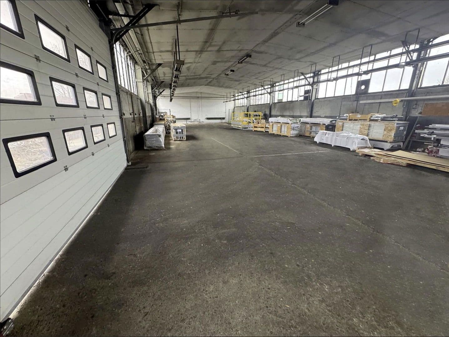 Pronájem nebytového prostoru 560 m², Siegerslebener Str. 12 - Gewerbepark, Eilsleben, Sasko-Anhaltsko Pronájem nebytového prostoru 560 m², Siegerslebener Str. 12 - Gewerbepark, Eilsleben, Sasko-Anhaltsko