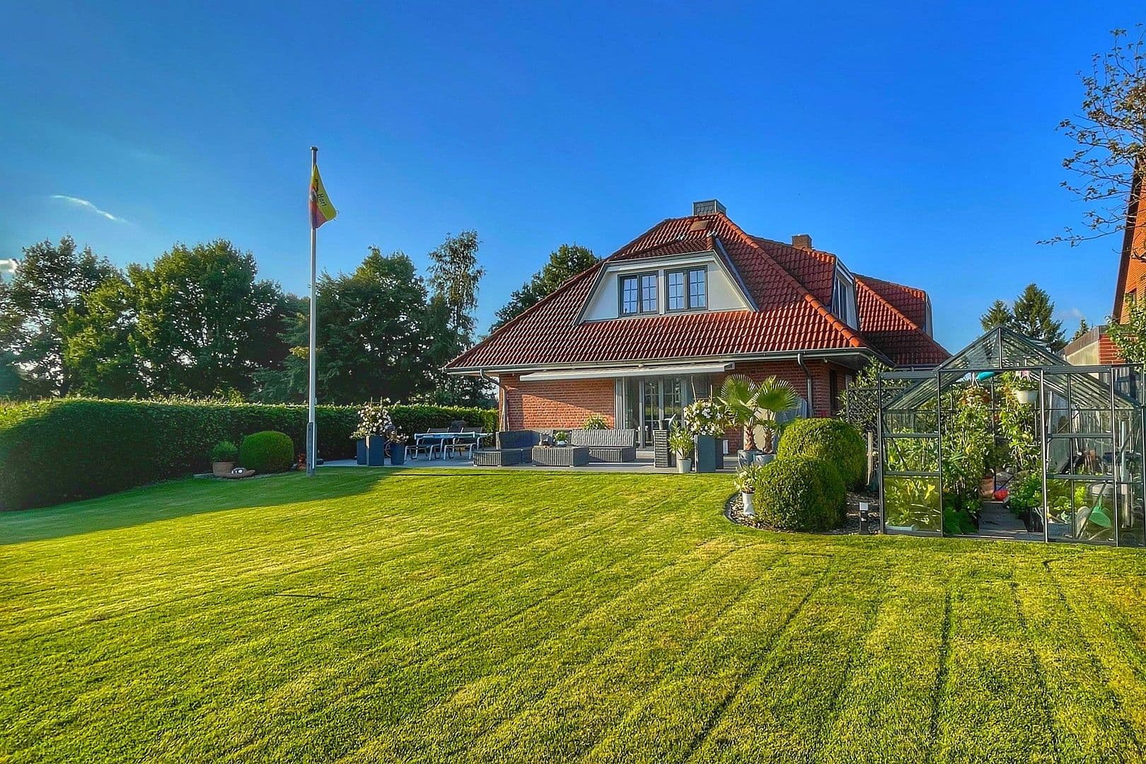 Prodej domu 113 m², pozemek 800 m², Rellingen, Šlesvicko-Holštýnsko Prodej domu 113 m², pozemek 800 m², Rellingen, Šlesvicko-Holštýnsko