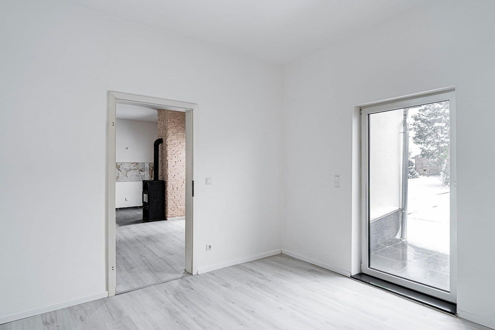 Prodej domu 101 m², pozemek 576 m², Grünbergallee 30, Berlin, Berlín Prodej domu 101 m², pozemek 576 m², Grünbergallee 30, Berlin, Berlín