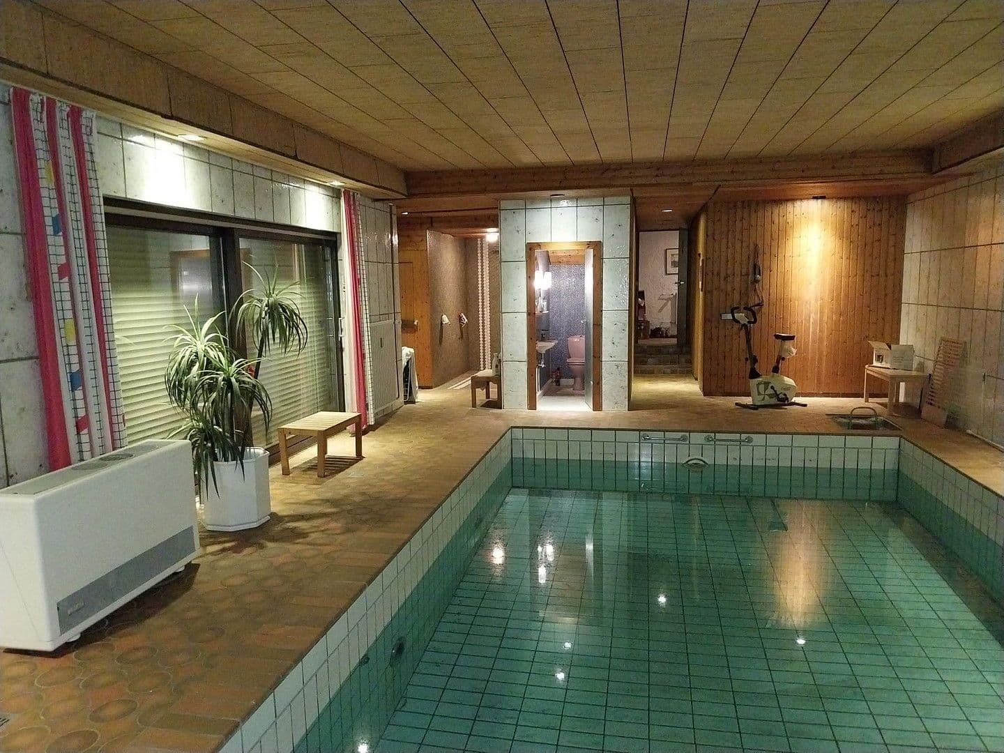 Prodej domu 436 m², pozemek 2.945 m², Warmensteinach, Bavorsko Prodej domu 436 m², pozemek 2.945 m², Warmensteinach, Bavorsko