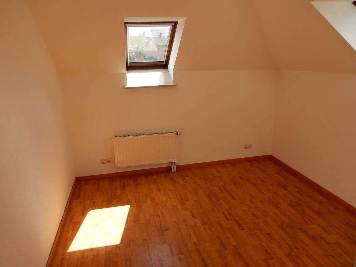 Pronájem bytu 3+1 68 m², Moritzplatz 6c, Naumburg (Saale), Sasko-Anhaltsko Pronájem bytu 3+1 68 m², Moritzplatz 6c, Naumburg (Saale), Sasko-Anhaltsko