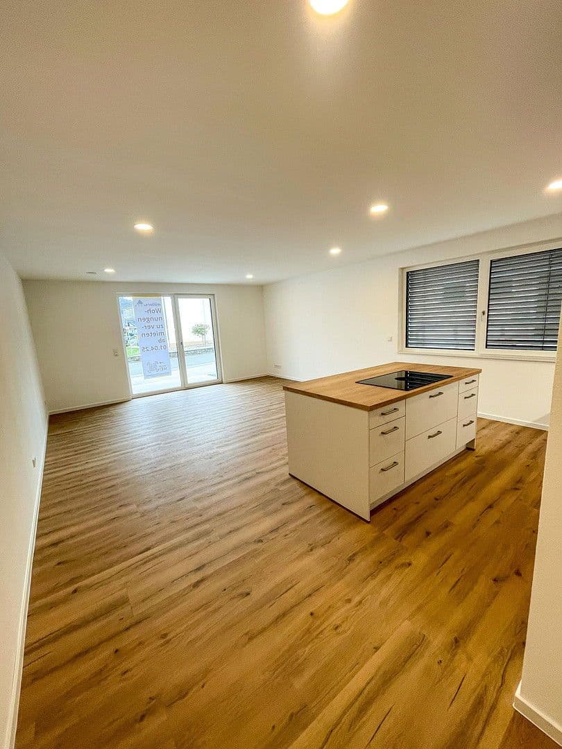 Pronájem bytu 2+1 82 m², Piesport, Porýní-Falc Pronájem bytu 2+1 82 m², Piesport, Porýní-Falc