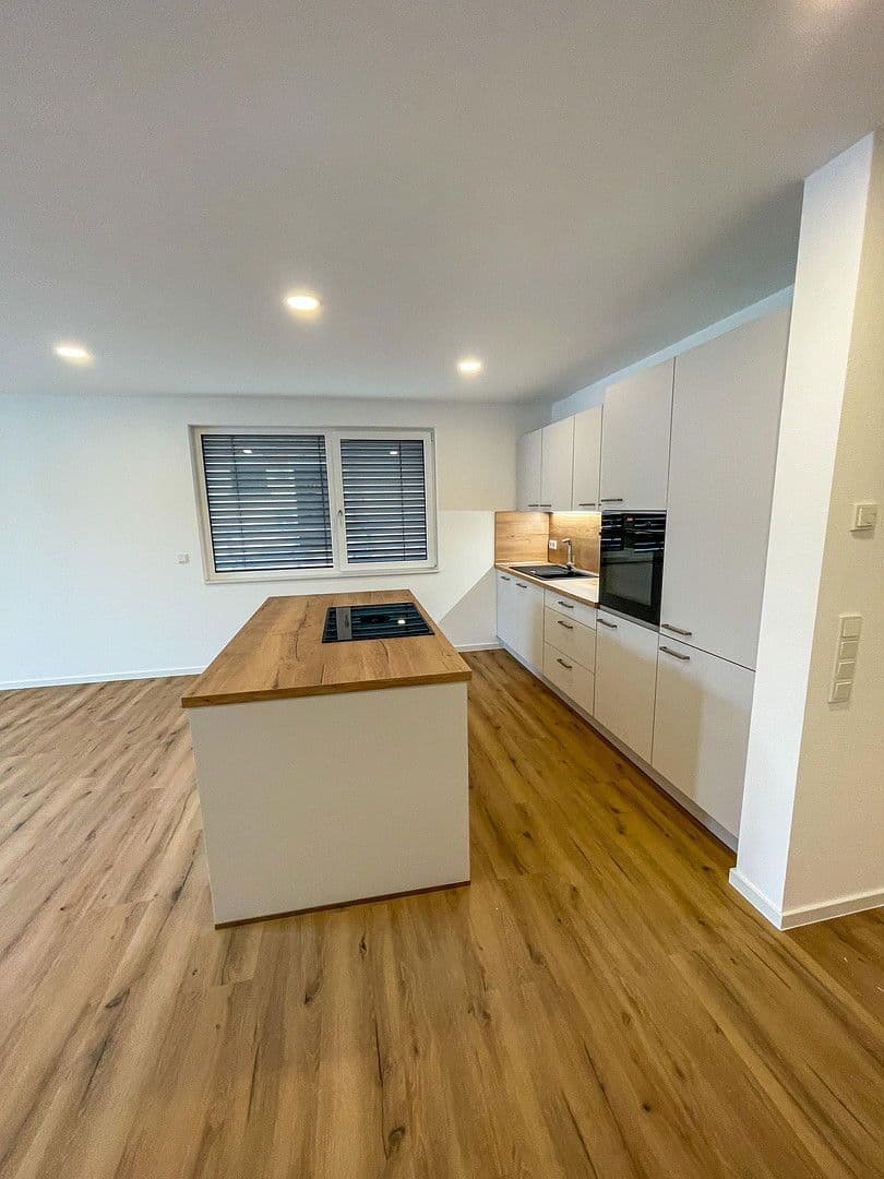 Pronájem bytu 2+1 82 m², Piesport, Porýní-Falc Pronájem bytu 2+1 82 m², Piesport, Porýní-Falc