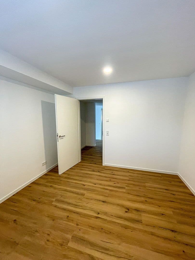 Pronájem bytu 1+1 63 m², Piesport, Porýní-Falc Pronájem bytu 1+1 63 m², Piesport, Porýní-Falc