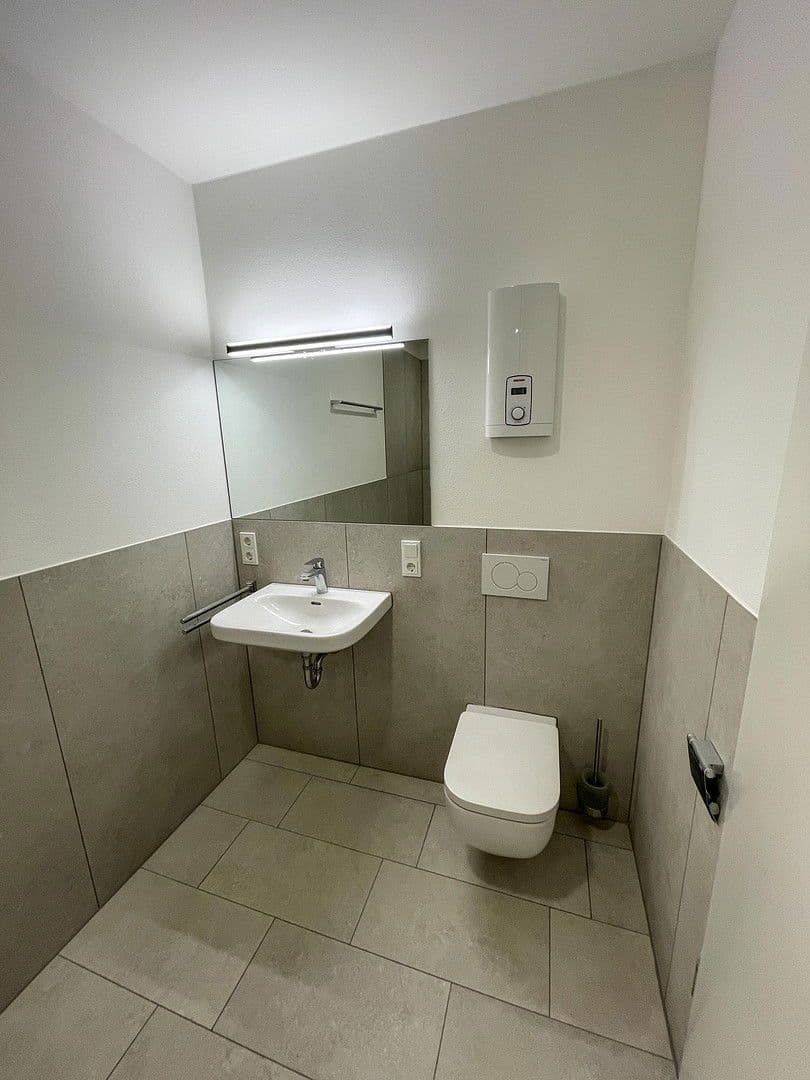 Pronájem bytu 1+1 63 m², Piesport, Porýní-Falc Pronájem bytu 1+1 63 m², Piesport, Porýní-Falc