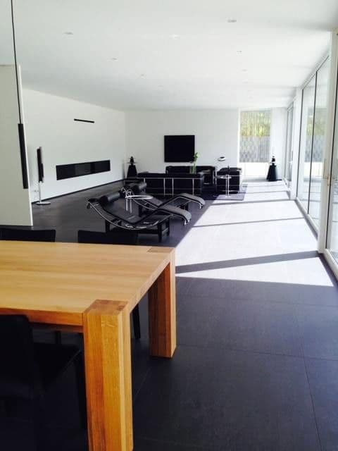 Prodej domu 500 m², pozemek 2.600 m², Taunusstein, Hessen Prodej domu 500 m², pozemek 2.600 m², Taunusstein, Hessen