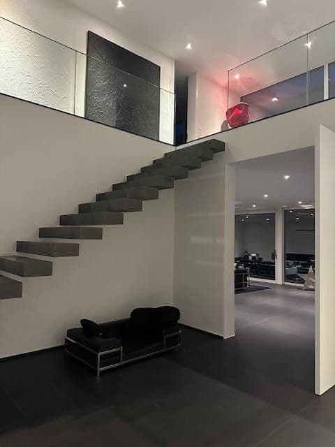 Prodej domu 500 m², pozemek 2.600 m², Taunusstein, Hessen Prodej domu 500 m², pozemek 2.600 m², Taunusstein, Hessen