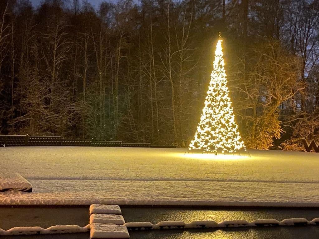 Prodej domu 500 m², pozemek 2.600 m², Taunusstein, Hessen Prodej domu 500 m², pozemek 2.600 m², Taunusstein, Hessen