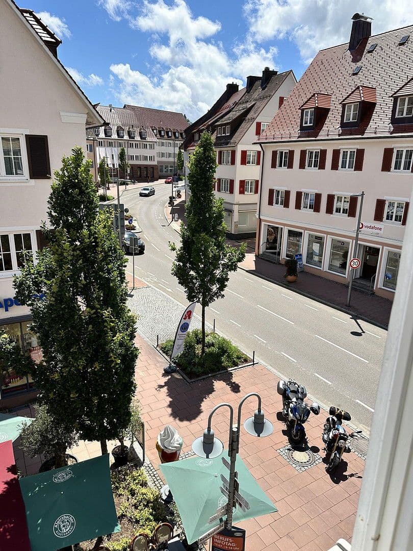 Pronájem bytu 3+1 132 m², Freudenstadt, Bádensko-Württembersko Pronájem bytu 3+1 132 m², Freudenstadt, Bádensko-Württembersko