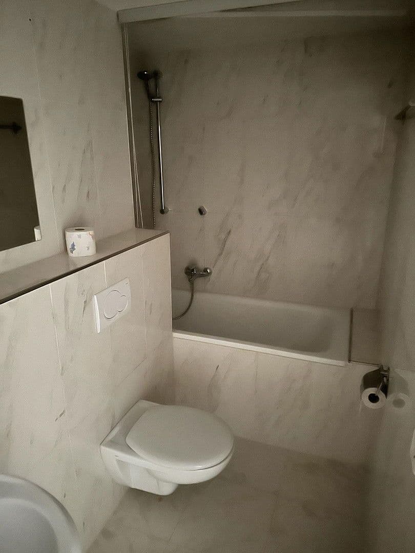 Pronájem bytu 3+1 132 m², Freudenstadt, Bádensko-Württembersko Pronájem bytu 3+1 132 m², Freudenstadt, Bádensko-Württembersko