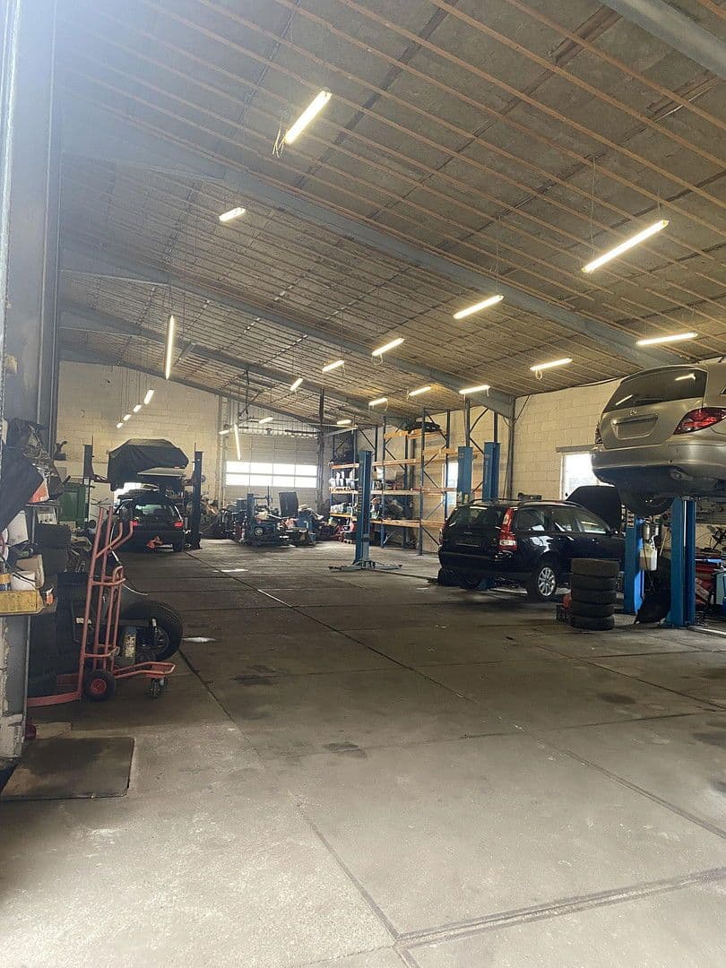 Pronájem nebytového prostoru 360 m², Margarete-von-Wrangell-Straße 17, Hanau, Hessen Pronájem nebytového prostoru 360 m², Margarete-von-Wrangell-Straße 17, Hanau, Hessen