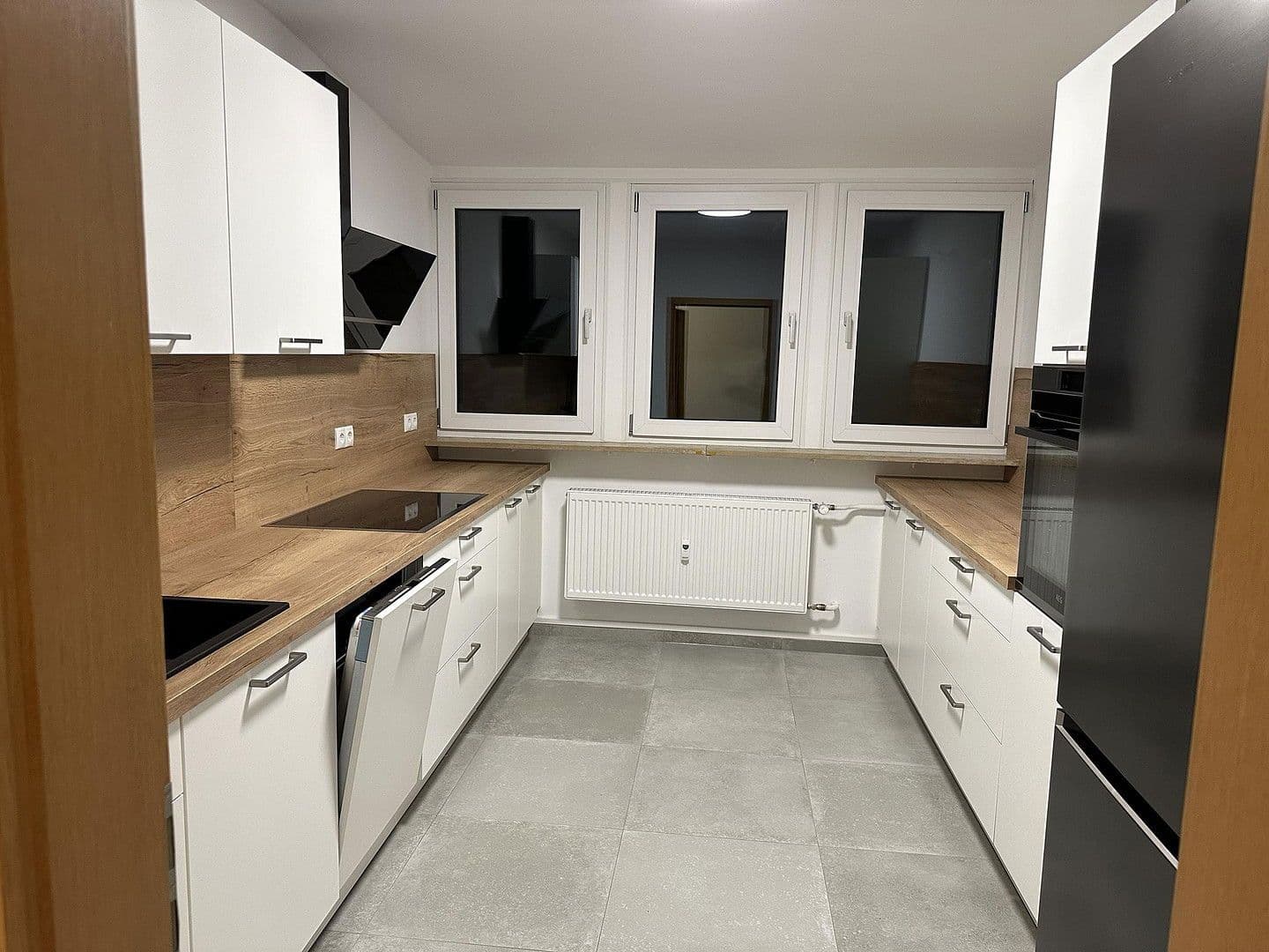 Pronájem bytu 3+1 94 m², Badstr. 131, Egloffstein, Bavorsko Pronájem bytu 3+1 94 m², Badstr. 131, Egloffstein, Bavorsko