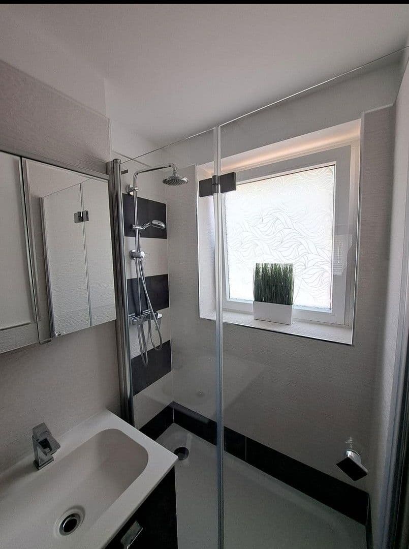 Prodej bytu 3+1 67 m², Lausanner Straße 127-131, Bremen, Bremen Prodej bytu 3+1 67 m², Lausanner Straße 127-131, Bremen, Bremen