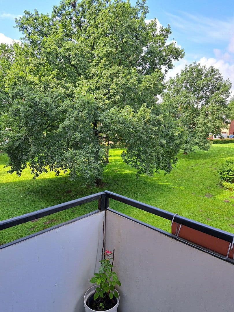 Prodej bytu 3+1 67 m², Lausanner Straße 127-131, Bremen, Bremen Prodej bytu 3+1 67 m², Lausanner Straße 127-131, Bremen, Bremen