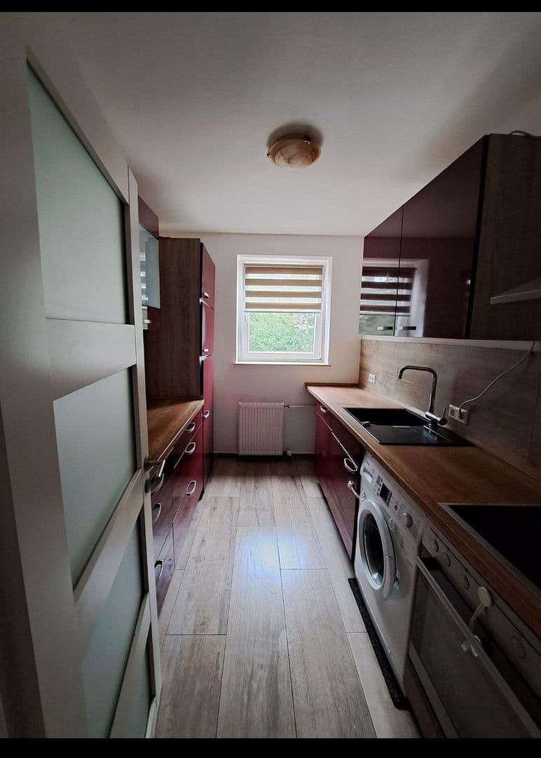 Prodej bytu 3+1 67 m², Lausanner Straße 127-131, Bremen, Bremen Prodej bytu 3+1 67 m², Lausanner Straße 127-131, Bremen, Bremen